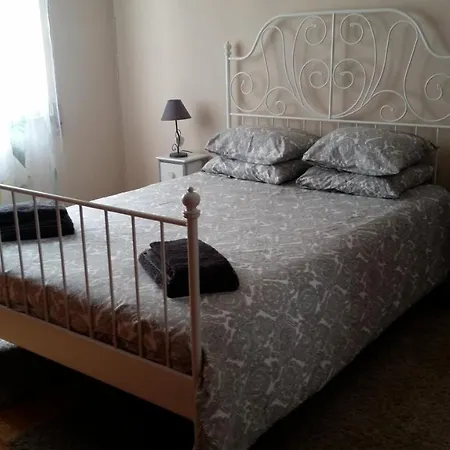 Apartman Spacious 2 Bedroom Setúbal