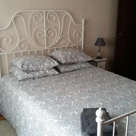 Spacious 2 Bedroom *