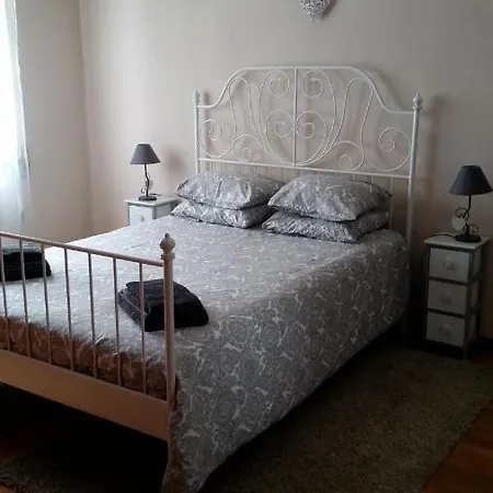 Spacious 2 Bedroom דירה שטובל