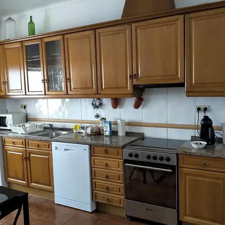 Spacious 2 Bedroom Apartmán Setúbal